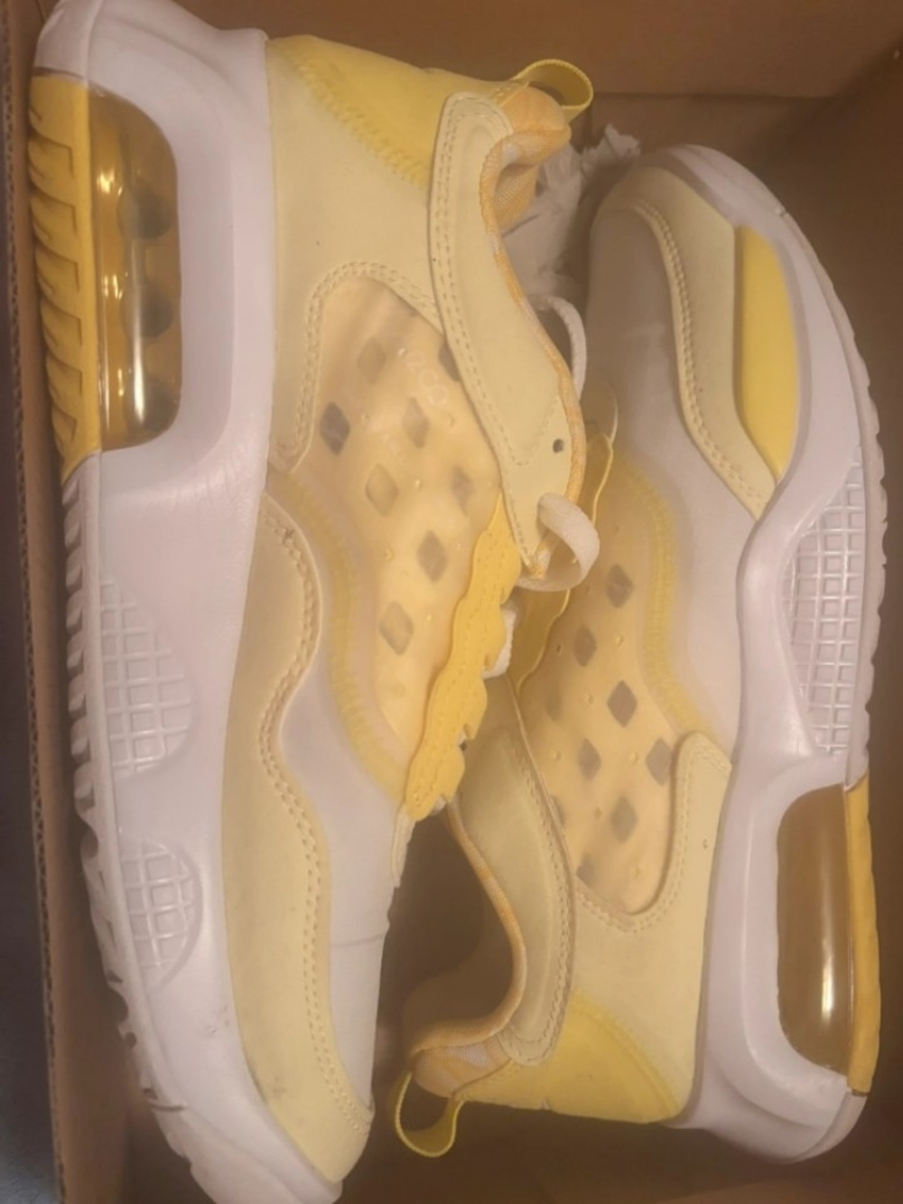 Jordan Kids Yellow & White Air-Style Sneakers